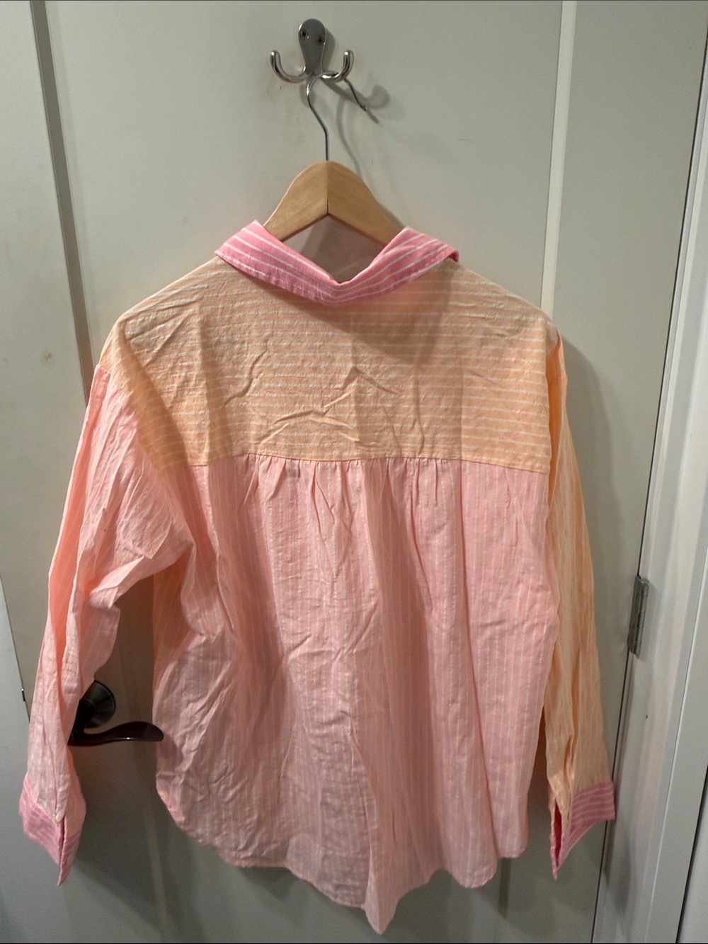 Davi & Dani Light Pink & Peach Button-Up Patch Pocket Shirt - Picture 4 of 4